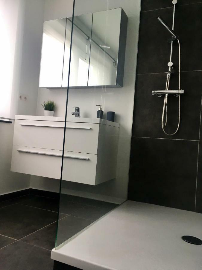 Living5 Apartment Herve Luaran gambar
